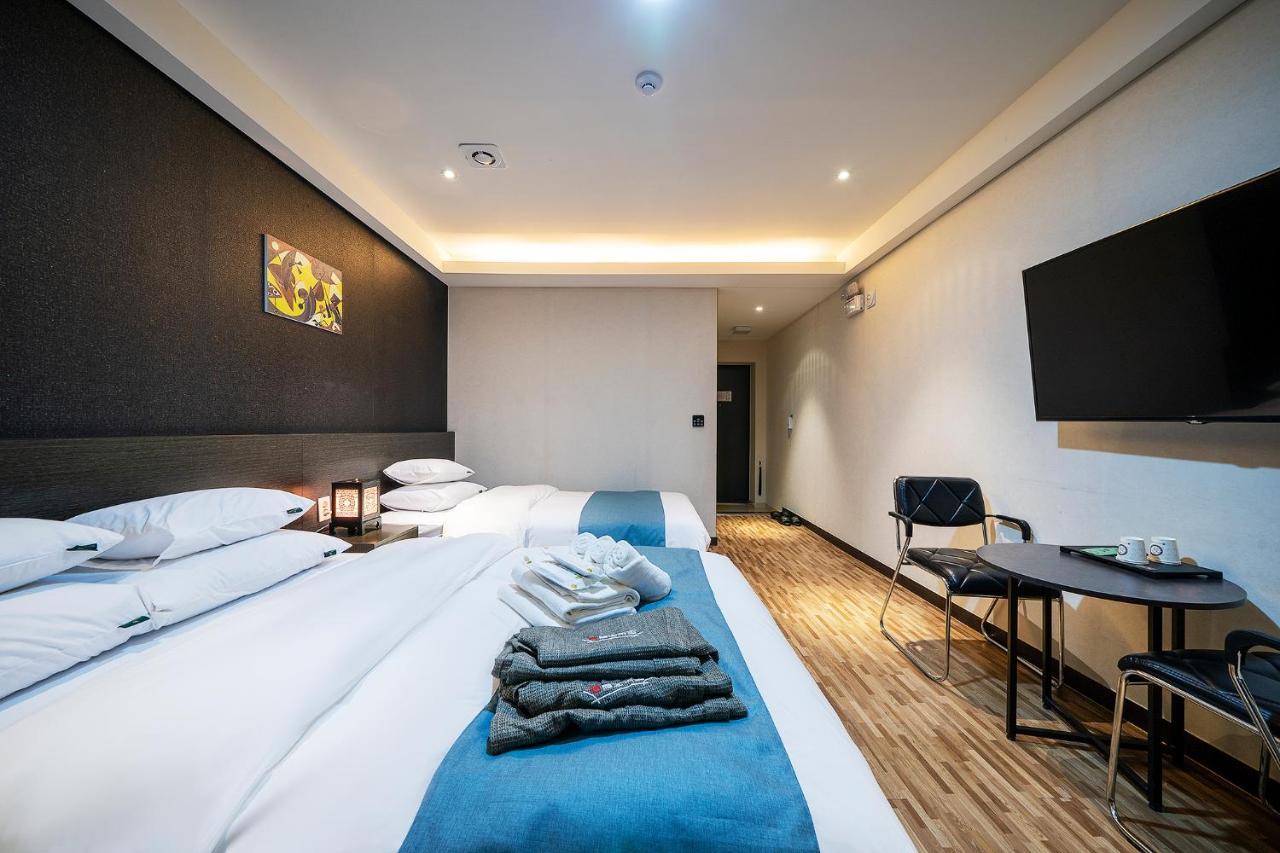 Suwon Dono1796 Hotel Eksteriør bilde