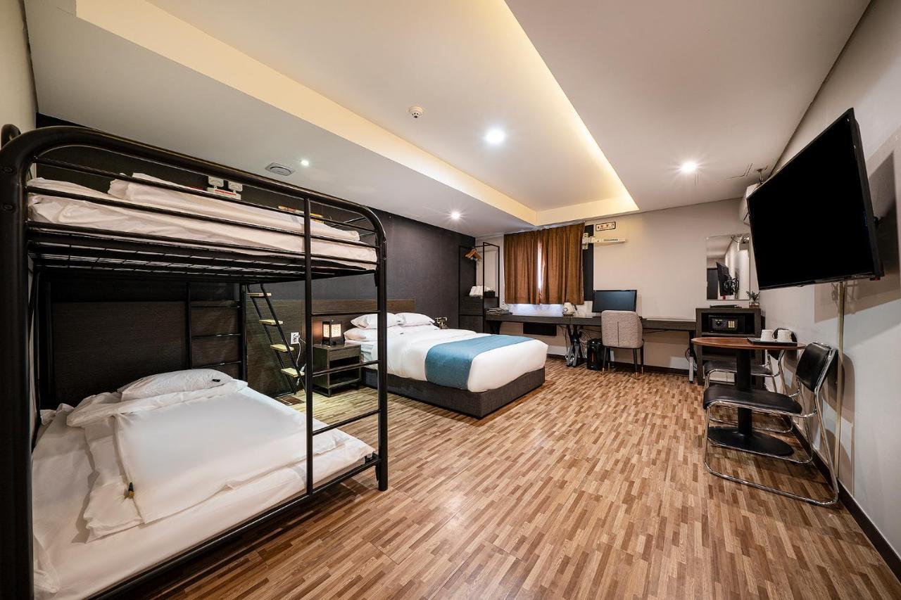 Suwon Dono1796 Hotel Eksteriør bilde