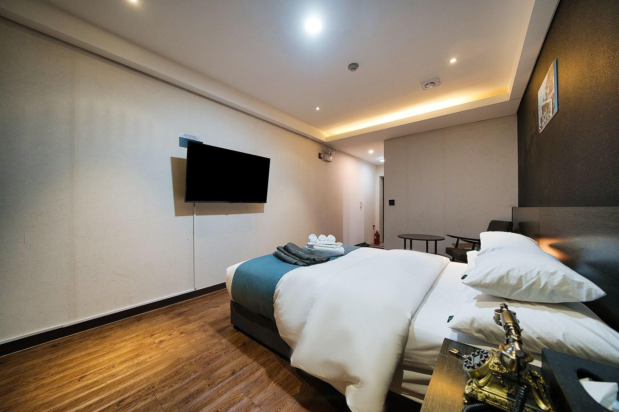 Suwon Dono1796 Hotel Eksteriør bilde